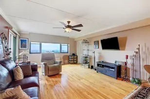 250 Gorge Road 22F, Cliffside Park, NJ 07010 - Photo 2