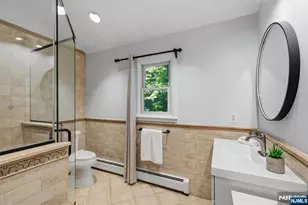 210 Carmal Ct, Wyckoff Township, NJ 07481 - Photo 30