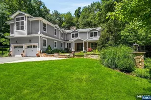 210 Carmal Ct, Wyckoff Township, NJ 07481 - Photo 2
