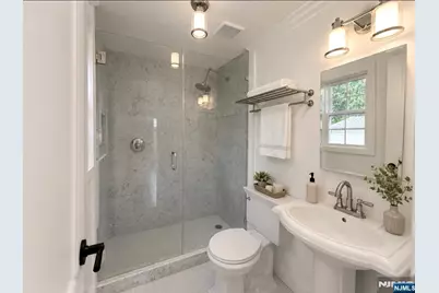 135 Washington, West Caldwell, NJ 07006 - Photo 14