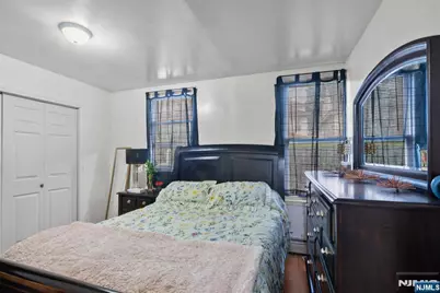 526 E 25th Street, Paterson, NJ 07514 - Photo 8