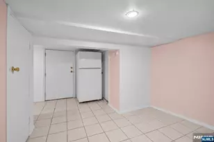 526 E 25th St, Paterson, NJ 07514 - Photo 14
