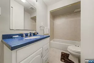 214 Levinberg Ln, Wayne, NJ 07470 - Photo 26