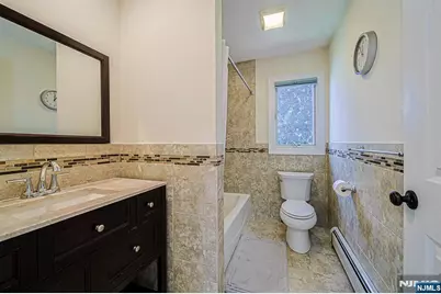 305 E Harriet Avenue B #B, Palisades Park, NJ 07650 - Photo 18