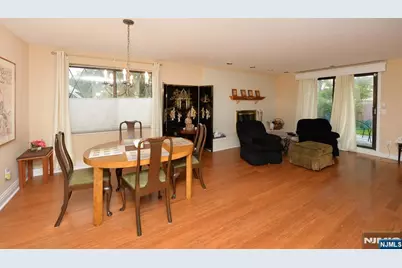 477 Piermont Avenue T477 #T477, River Vale Township, NJ 07675 - Photo 10