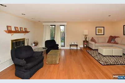 477 Piermont Avenue T477 #T477, River Vale Township, NJ 07675 - Photo 4