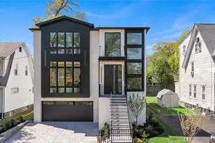 1077 Abbott Blvd, Fort Lee, NJ 07024 - Photo 1