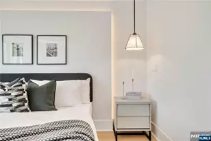 1077 Abbott Blvd, Fort Lee, NJ 07024 - Photo 26