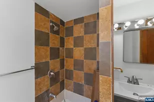 123 Washington St, East Orange, NJ 07017 - Photo 22