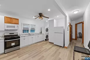 123 Washington St, East Orange, NJ 07017 - Photo 28