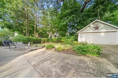 226 Whitford Avenue, Nutley, NJ 07110 - Photo 42