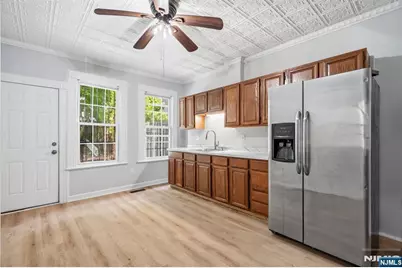 279 4th Street, Paterson, NJ 07522 - Photo 6