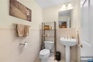 105 6th Street A, Fairview, NJ 07022 - Photo 10