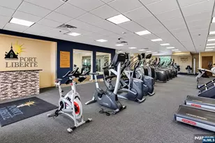 202 W Shearwater Ct Ph-51, Jersey City, NJ 07305 - Photo 34