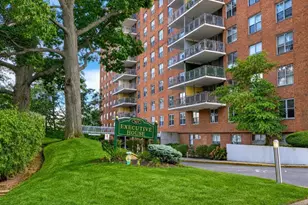 301 Beech Street 11H, Hackensack, NJ 07601 - Photo 1