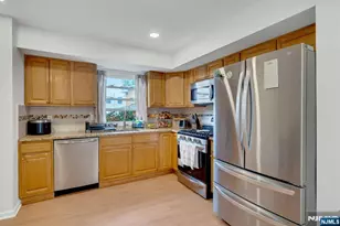 726 Saddle River Rd, Saddle Brook Township, NJ 07663 - Photo 10