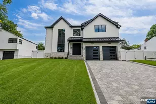 190 Denver Rd, Paramus, NJ 07652 - Photo 1