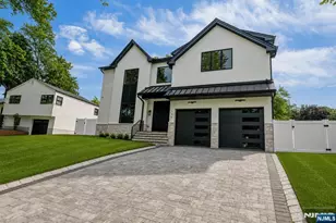 190 Denver Rd, Paramus, NJ 07652 - Photo 2