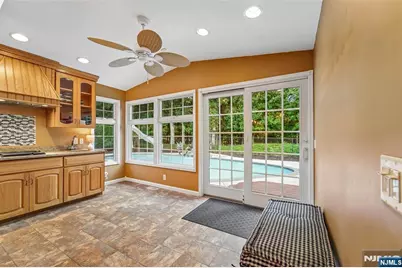 20 Colonial Road, Emerson, NJ 07630 - Photo 10