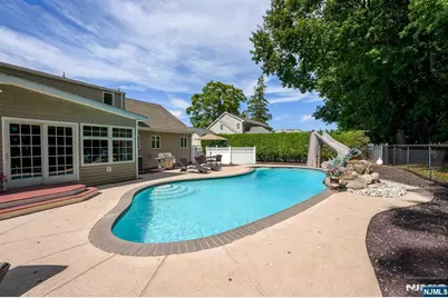 20 Colonial Road, Emerson, NJ 07630 - Photo 28