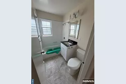 60 Columbia Avenue 25 #25, Dumont, NJ 07628 - Photo 6