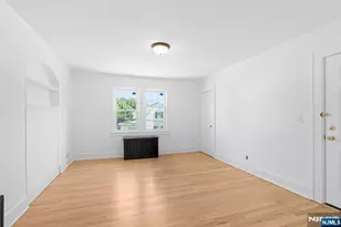 51-53 Pierce Ave 51-2, Midland Park, NJ 07432 - Photo 4