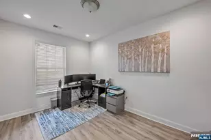 68 Parkside Ln 1204, Teaneck Township, NJ 07666 - Photo 24
