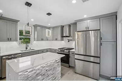 20 Manito Avenue, Oakland, NJ 07436 - Photo 10
