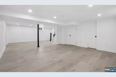 20 Manito Avenue, Oakland, NJ 07436 - Photo 28