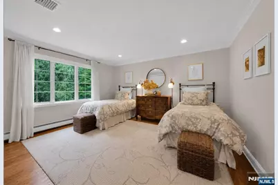 19 Forest Street, Alpine, NJ 07620 - Photo 24