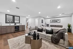 22 Gabriel Ct 15, Paramus, NJ 07652 - Photo 32