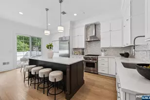 22 Gabriel Ct 15, Paramus, NJ 07652 - Photo 6