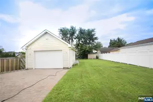 104 Franklin Street 1, Elmwood Park, NJ 07407 - Photo 4