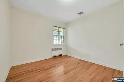 12 Leoson Parkway, Old Tappan, NJ 07675 - Photo 20