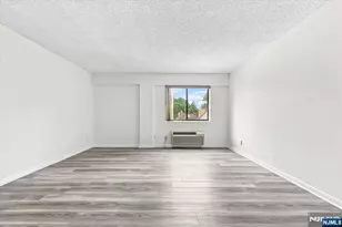 55 Clinton Pl 404, Hackensack, NJ 07601 - Photo 12
