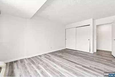 55 Clinton Place 404 #404, Hackensack, NJ 07601 - Photo 22