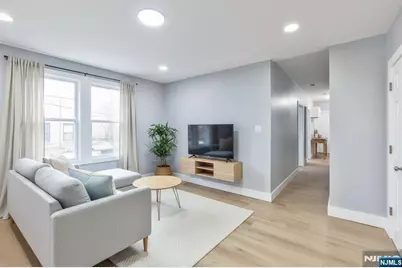 20 Edwin Place, Newark, NJ 07112 - Photo 8