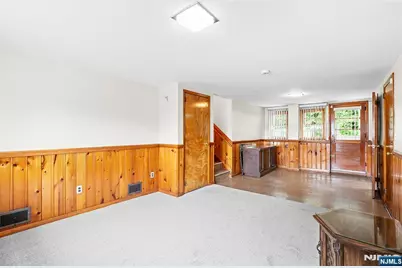 18 Ravine Court, Clifton, NJ 07013 - Photo 16