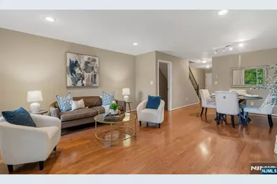 2140 Jordan Court, Mahwah, NJ 07430 - Photo 14