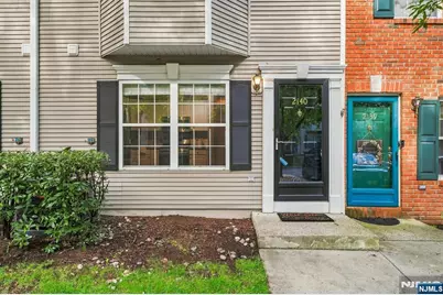 2140 Jordan Court, Mahwah, NJ 07430 - Photo 2