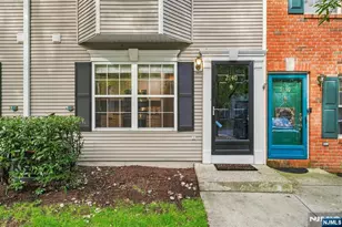 2140 Jordan Ct, Mahwah, NJ 07430 - Photo 2