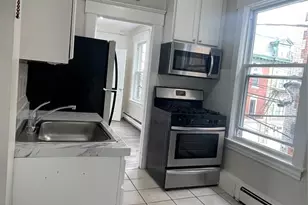 14 Hilliard Ave 5, Edgewater, NJ 07020 - Photo 2