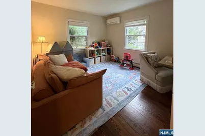837 Circle Avenue, Franklin Lakes, NJ 07417 - Photo 4
