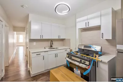 22 Edwin Place, Newark, NJ 07112 - Photo 22