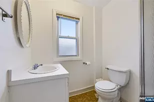 111 Paterson Ave, Hasbrouck Heights, NJ 07604 - Photo 4