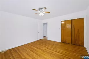111 Paterson Ave, Hasbrouck Heights, NJ 07604 - Photo 16