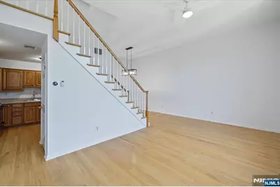 32 Smith Avenue 2F #2F, Fair Lawn, NJ 07410 - Photo 8