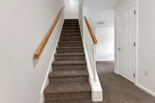 151 Prestwick Way 151, Edison, NJ 08820 - Photo 6