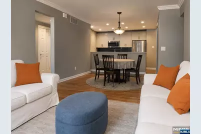 161 Terrace Court, Pompton Lakes, NJ 07442 - Photo 4