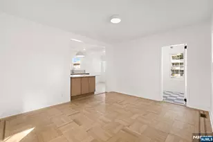 526 Dewey Ave, Cliffside Park, NJ 07010 - Photo 10